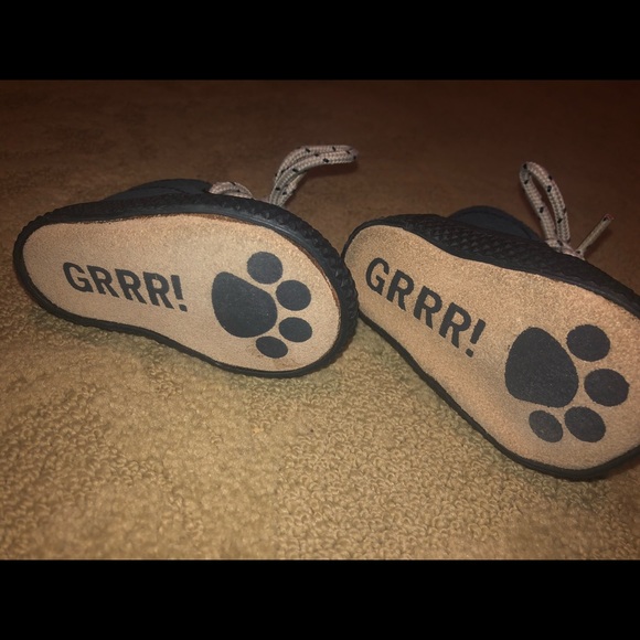 0-3 month baby shoes. - Picture 3 of 3